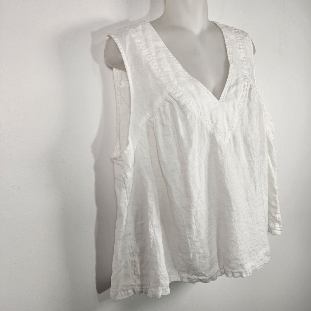 Lands' End Women's Sleeveless 100% Linen Top XL 18 White V Neck Gathered Yoke - Picture 4 of 9